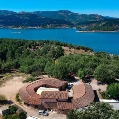 Hotel Il Nido Dell'Aquila Villanova Strisaili Екстериор снимка