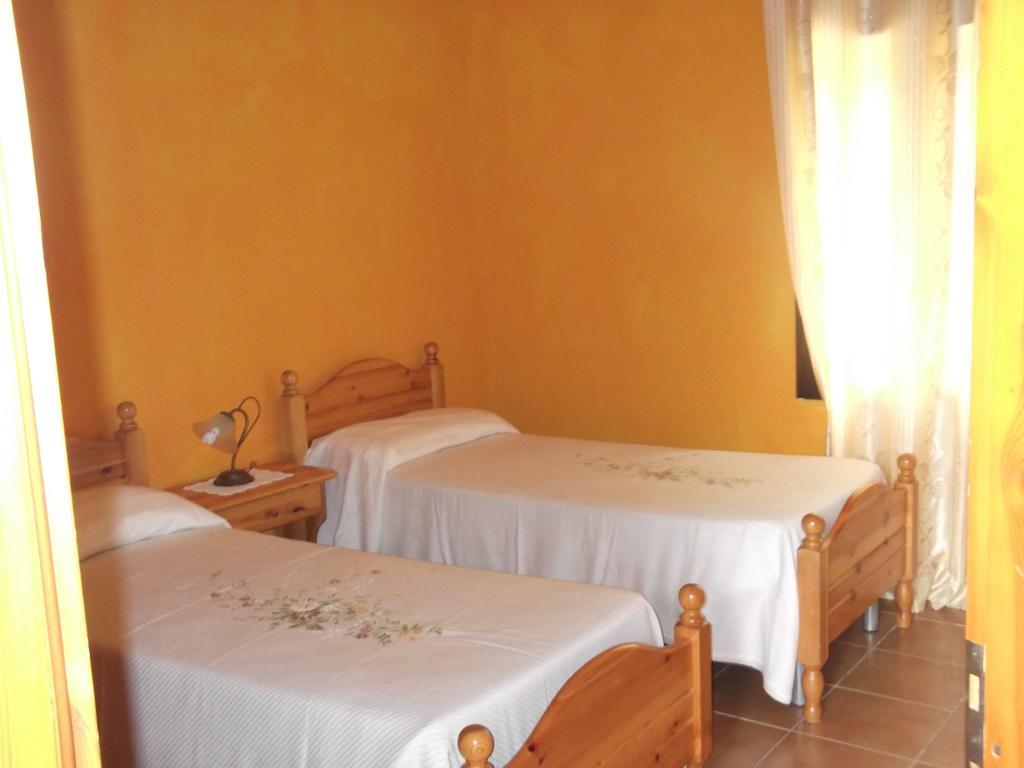 Hotel Il Nido Dell'Aquila Villanova Strisaili Екстериор снимка