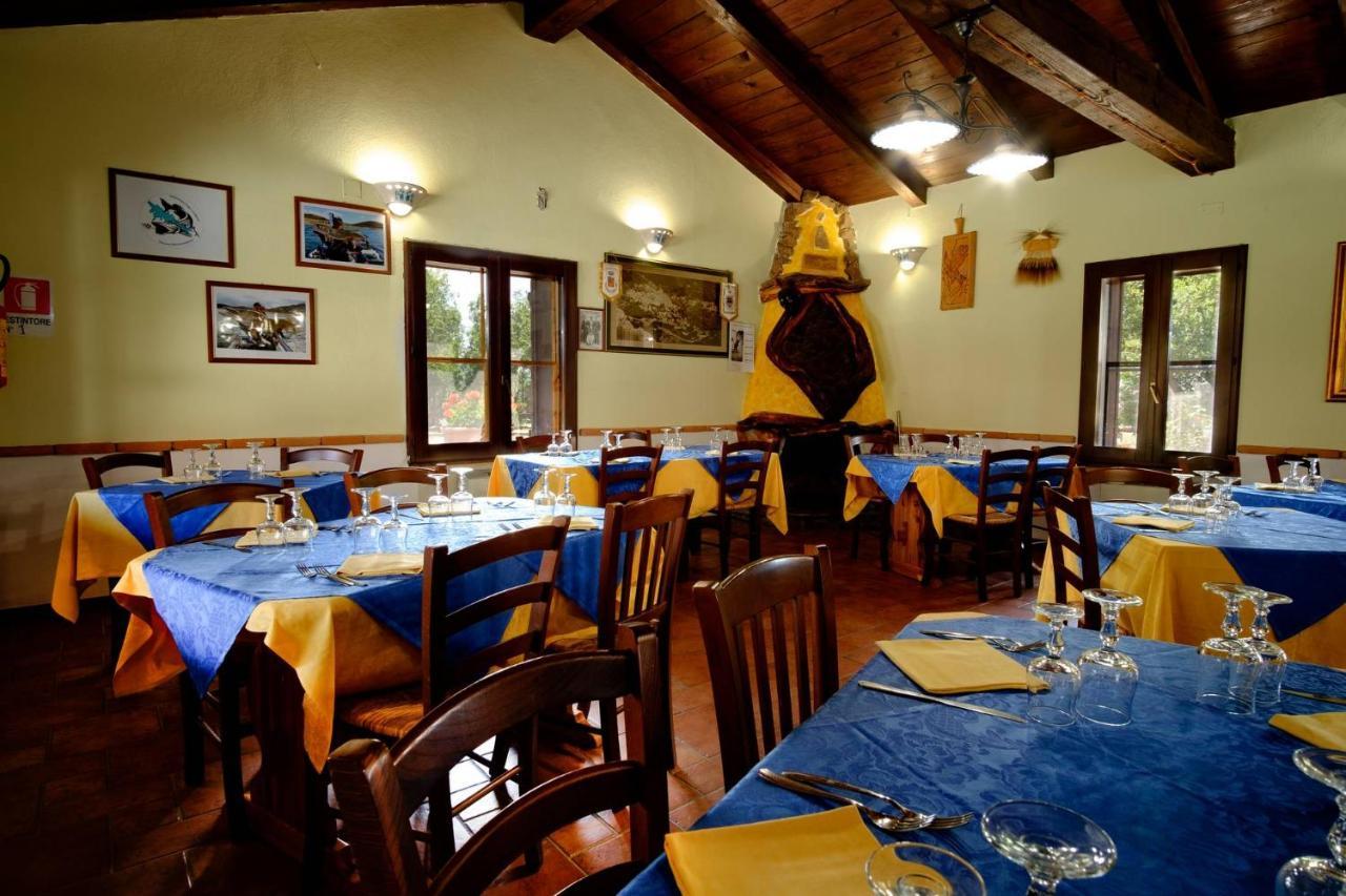 Hotel Il Nido Dell'Aquila Villanova Strisaili Екстериор снимка